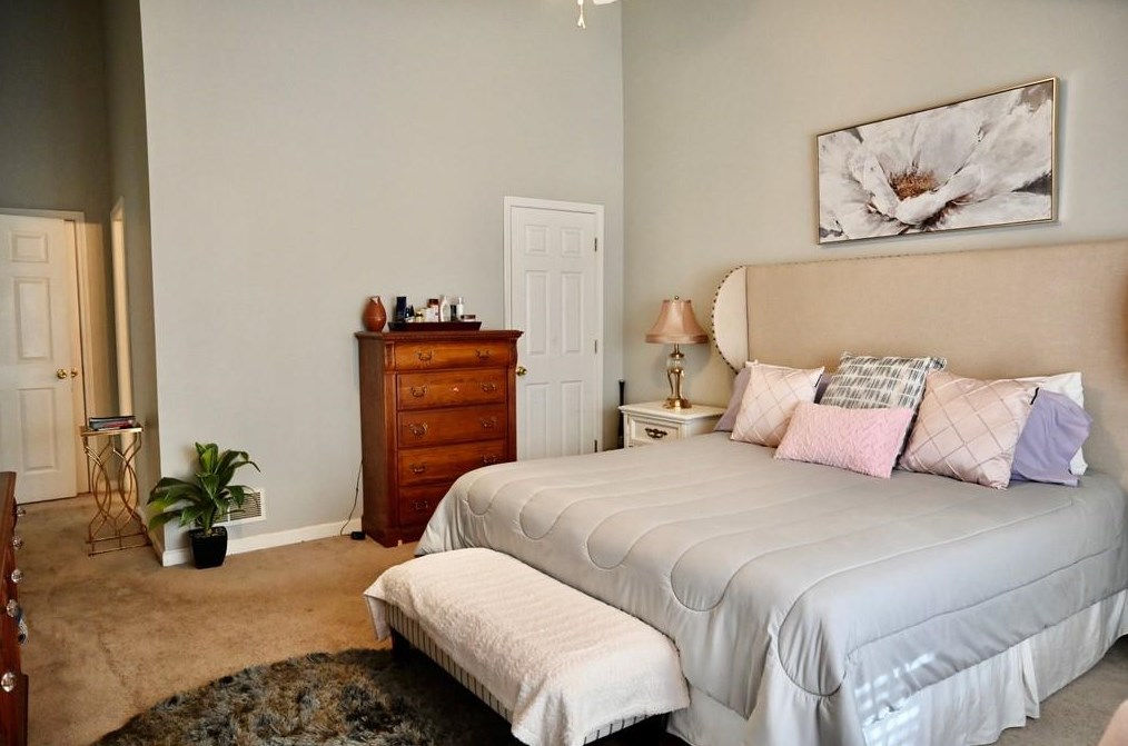 557 Victorian Cir, Dallas GA 30157-8250 exterior