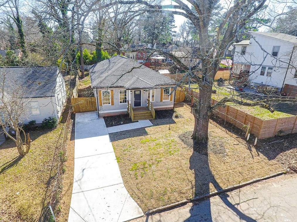 2541 Eastwood Dr, Decatur GA  30032-3223 exterior