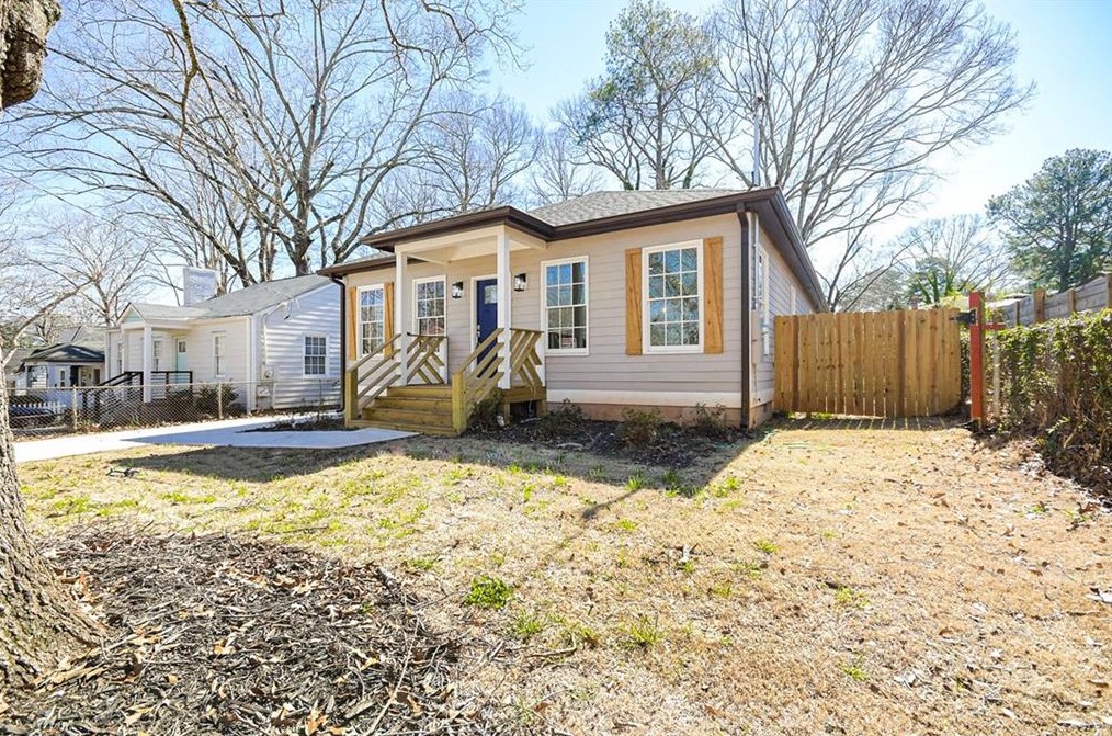 2541 Eastwood Dr, Decatur, GA 30032-3223