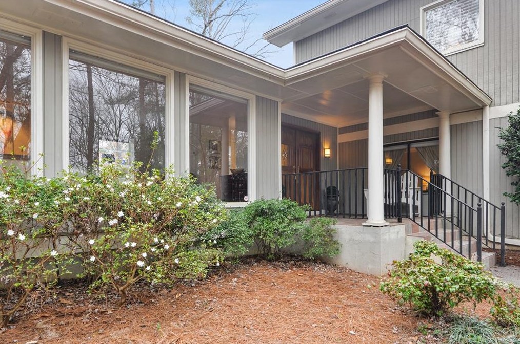 1240 Old Woodbine Rd, Atlanta, GA 30319-1038