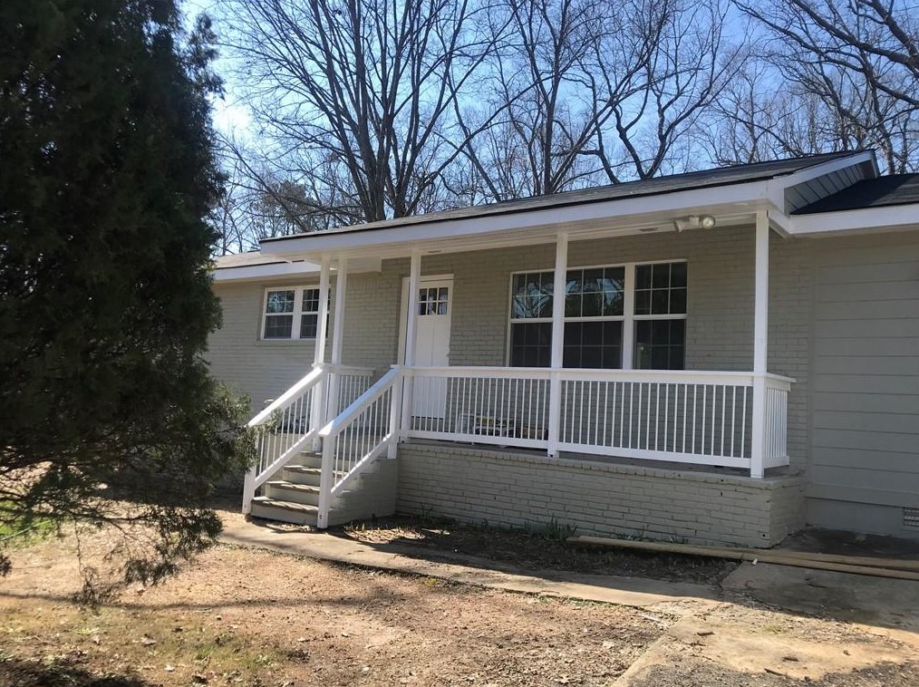 8215 Spivey Rd, Jonesboro, GA 30236