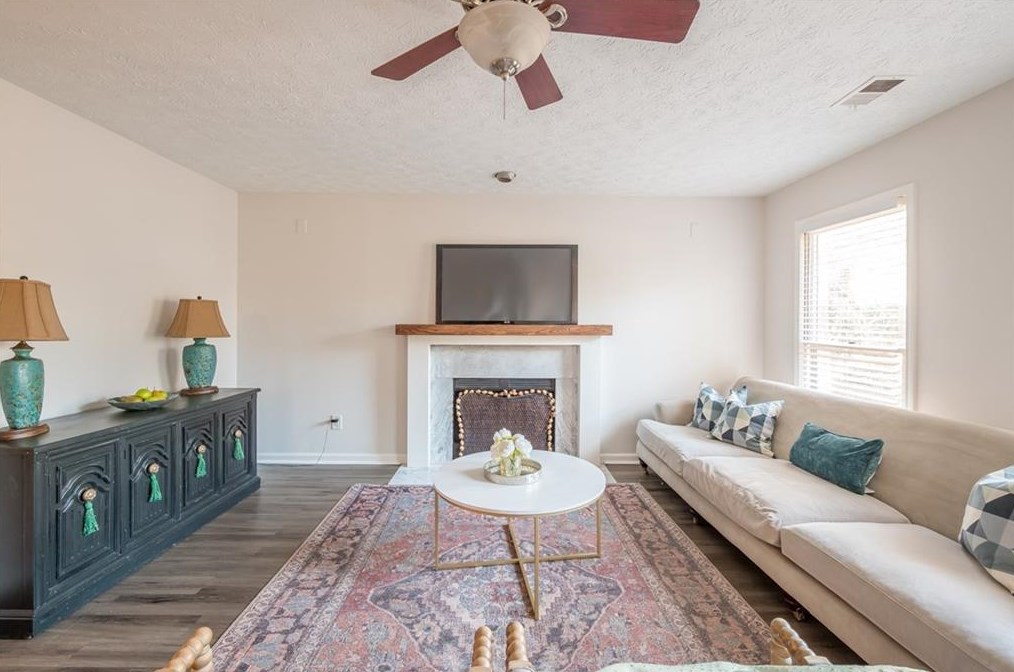 1184 Michael Ln, Decatur GA  30033-3900 exterior