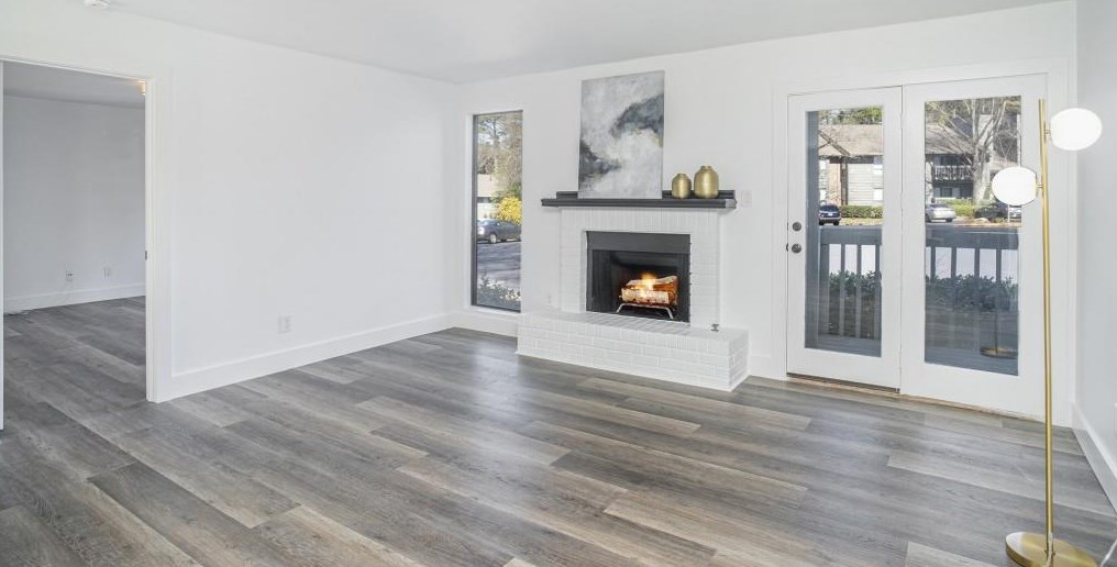 203 Tuxworth Cir, Decatur GA  30033-5623 exterior