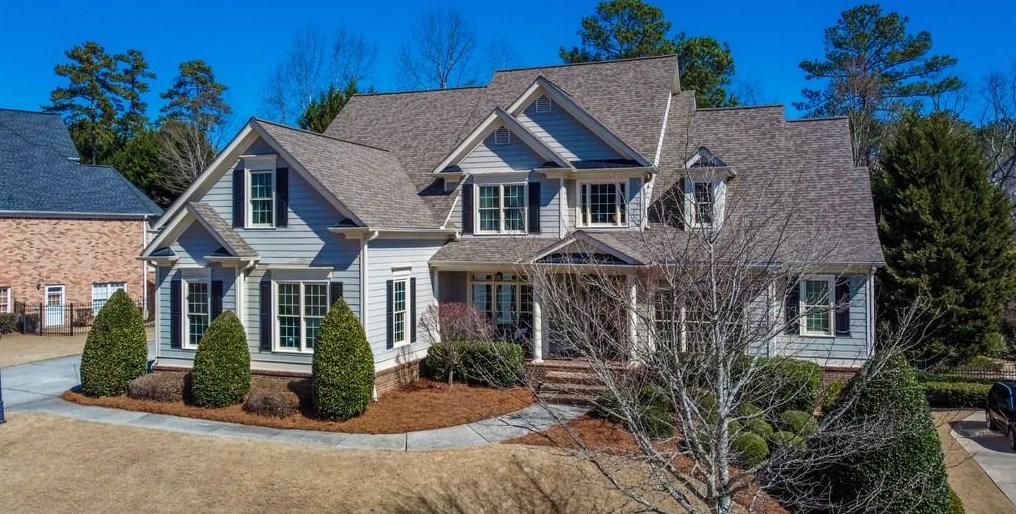 2532 Floral Valley Dr, Dacula, GA 30019-7267