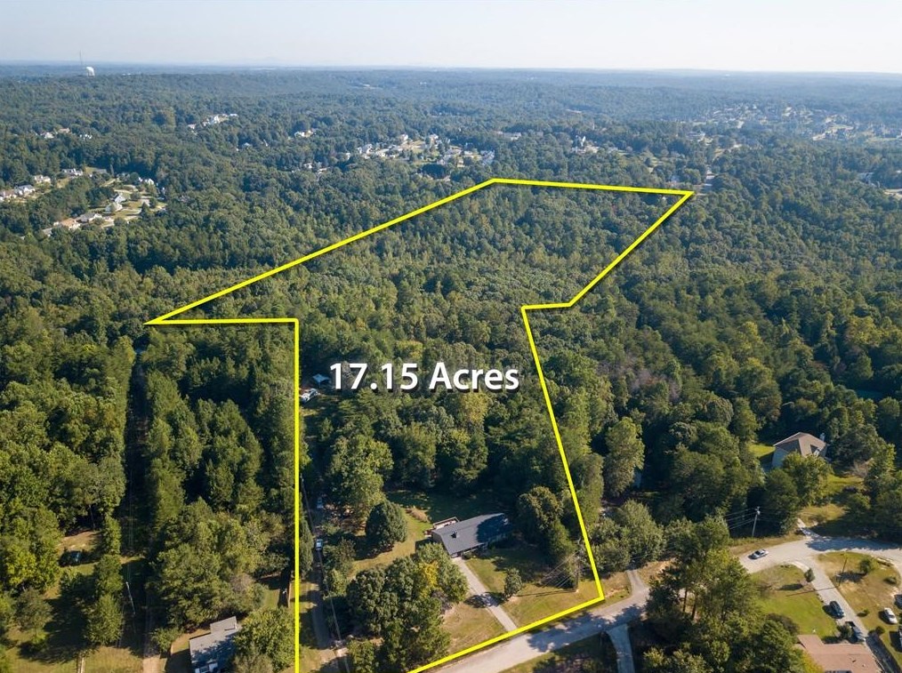 6195 Christy Ln, Flowery Branch, GA 30542-3459
