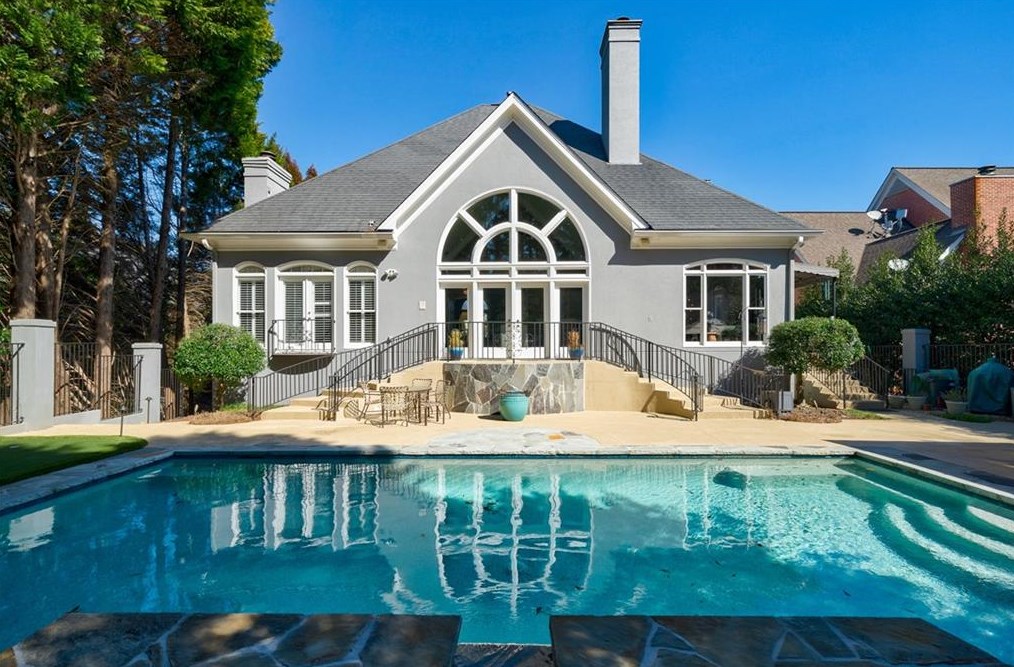 215 Windsor Gate Cv, Atlanta, GA 30342-2863