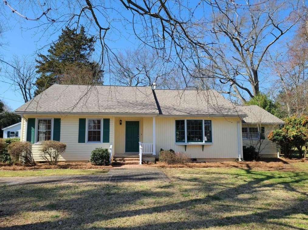 121 Chestnut St, Cedartown, GA 30125-2541