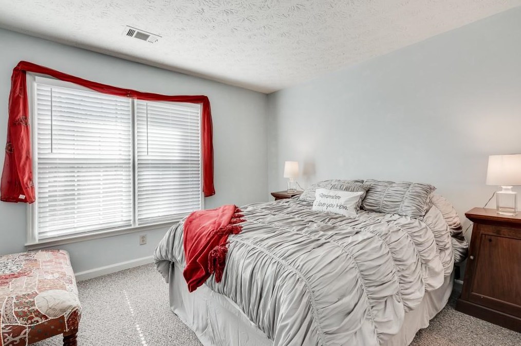 1413 Oakridge, Decatur GA 30033-2131 exterior