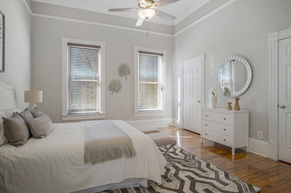 225 Woodward Ave, Atlanta GA  30312-2240 exterior