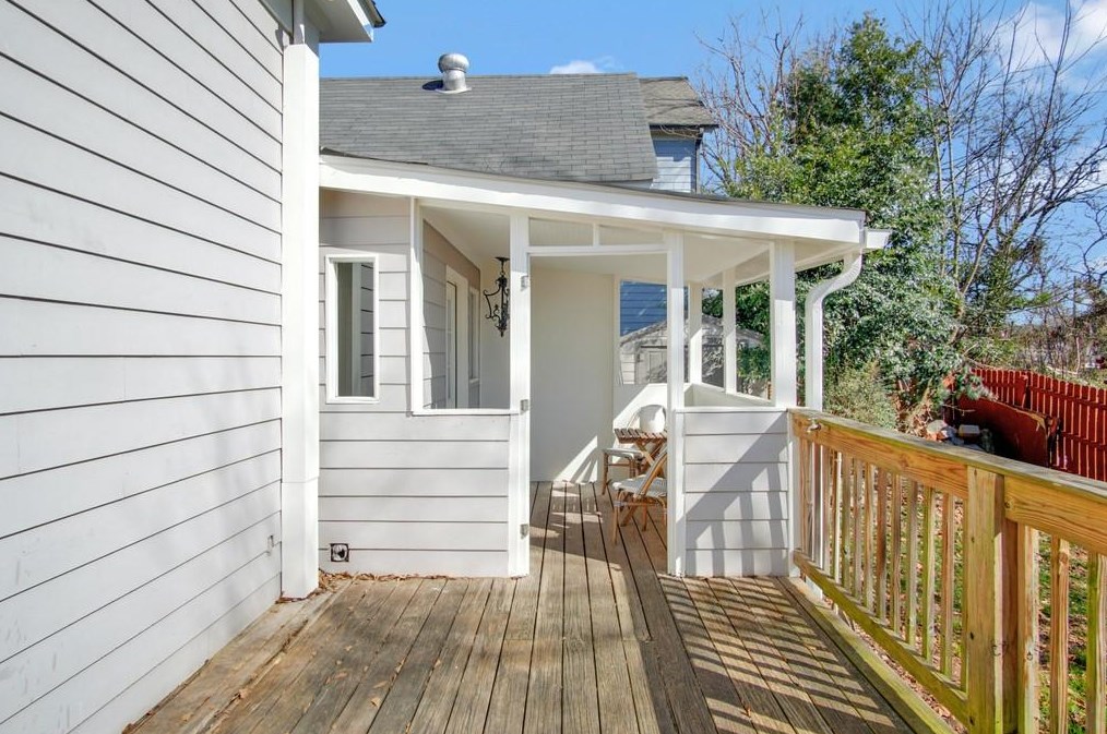 225 Woodward Ave, Atlanta GA  30312-2240 exterior
