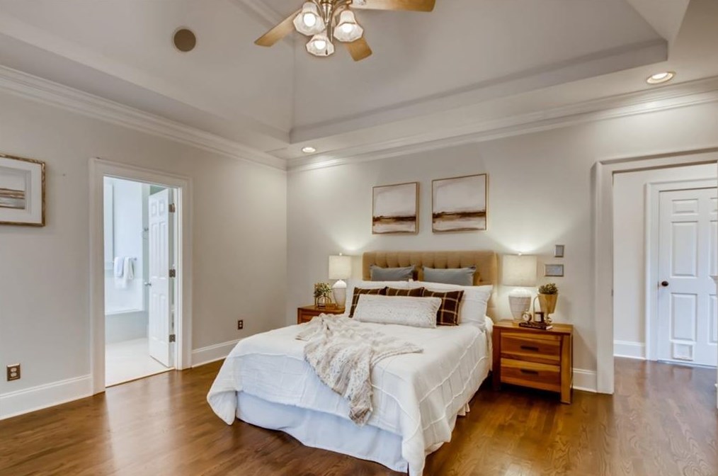 46 Oakridge Ave, Atlanta GA  30317-3319 exterior