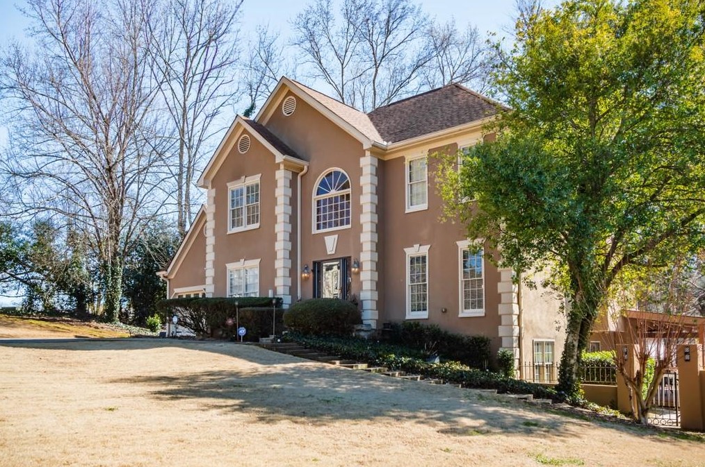 691 Ashley Forest Dr, Acworth, GA 30102-6376