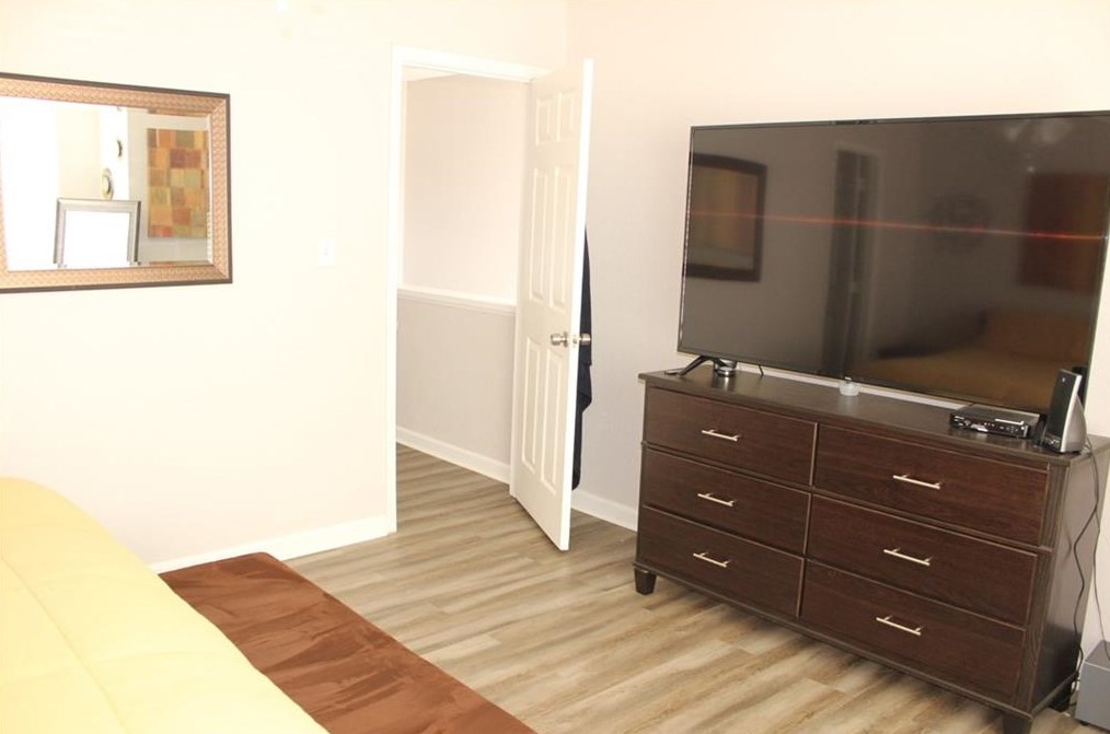 4258 Cabretta Dr, Smyrna GA exterior