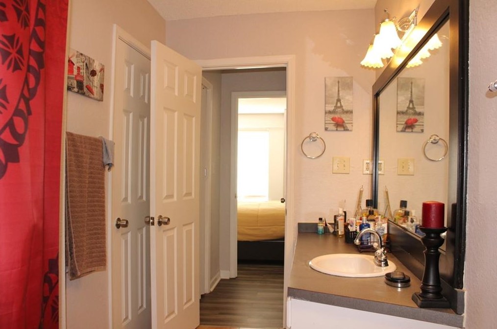 4258 Cabretta Dr, Smyrna GA exterior