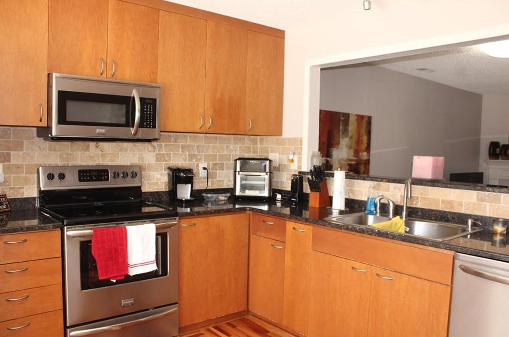 4258 Cabretta Dr, Smyrna GA exterior