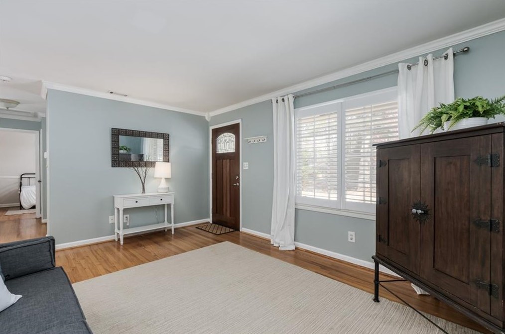 3075 Vine Cir, Decatur GA  30033-5132 exterior