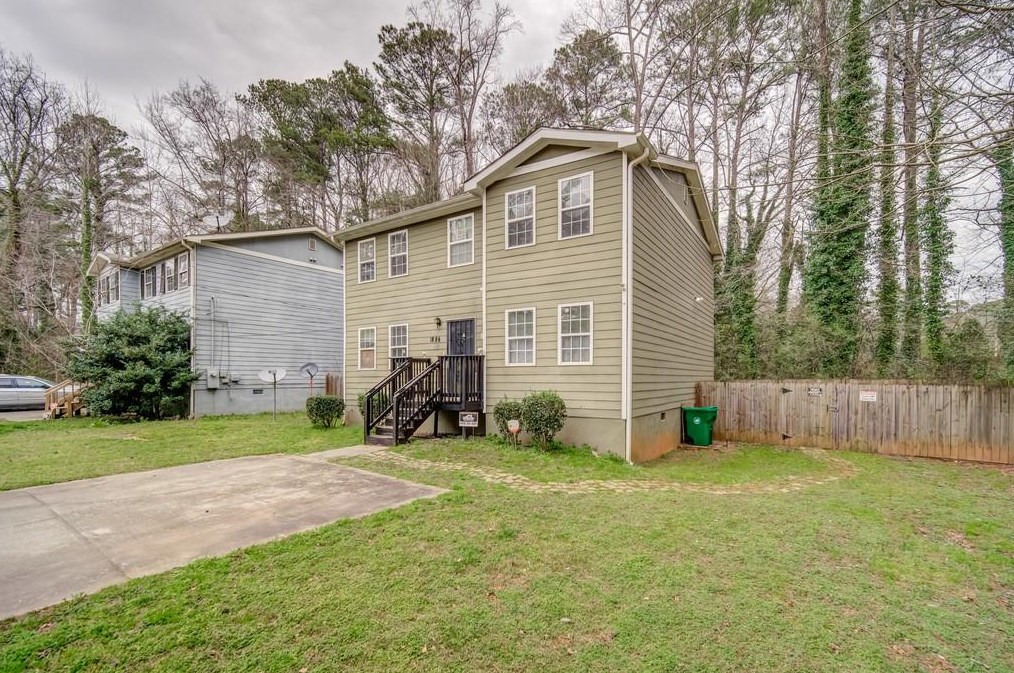 1884 Shamrock Dr, Decatur, GA 30032-7011