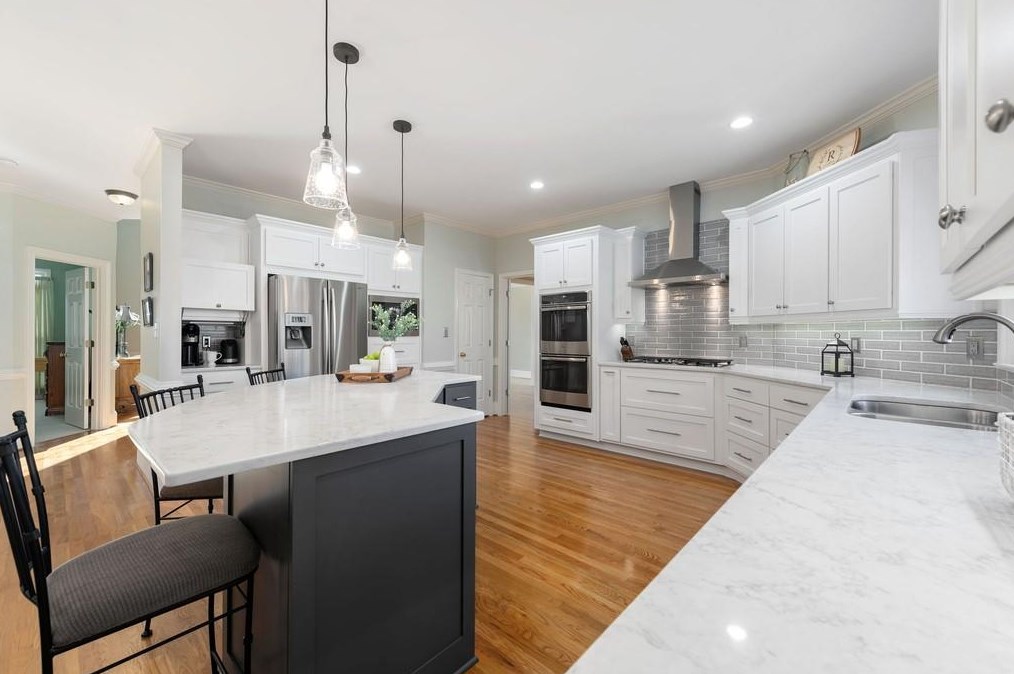 885 Highland Bnd Cv, Alpharetta GA 30022-4794 exterior