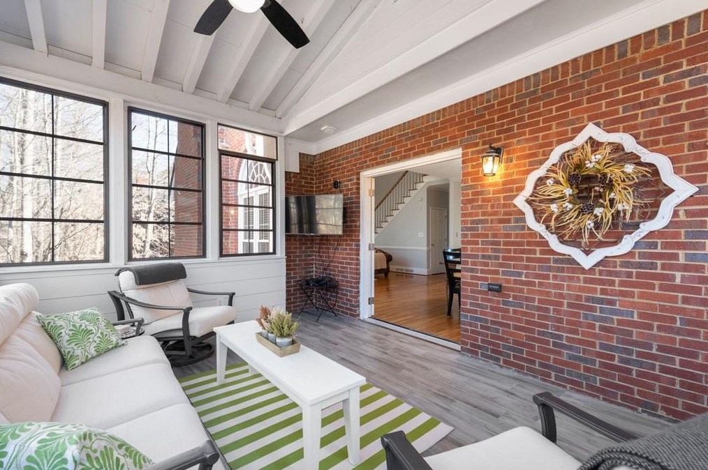 885 Highland Bnd Cv, Alpharetta GA 30022-4794 exterior