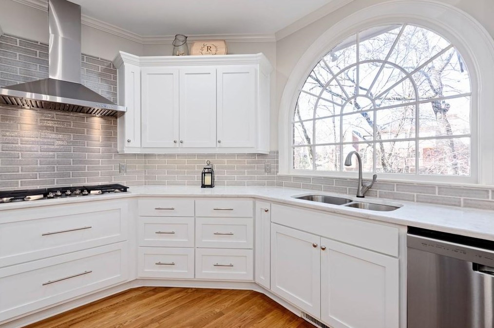 885 Highland Bnd Cv, Alpharetta GA 30022-4794 exterior