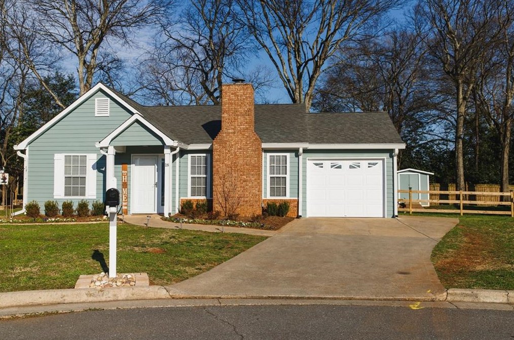 18 Green Ives Ln, Euharlee, GA 30120-3980