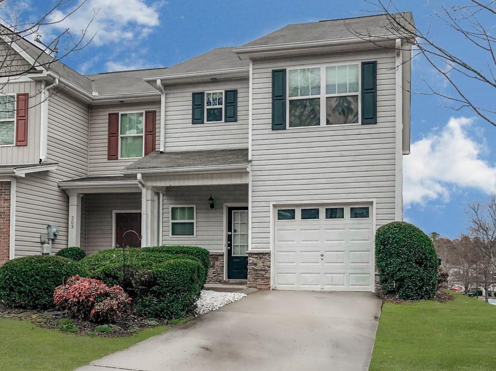 205 Ridge Mill Dr, Acworth, GA 30102-1399