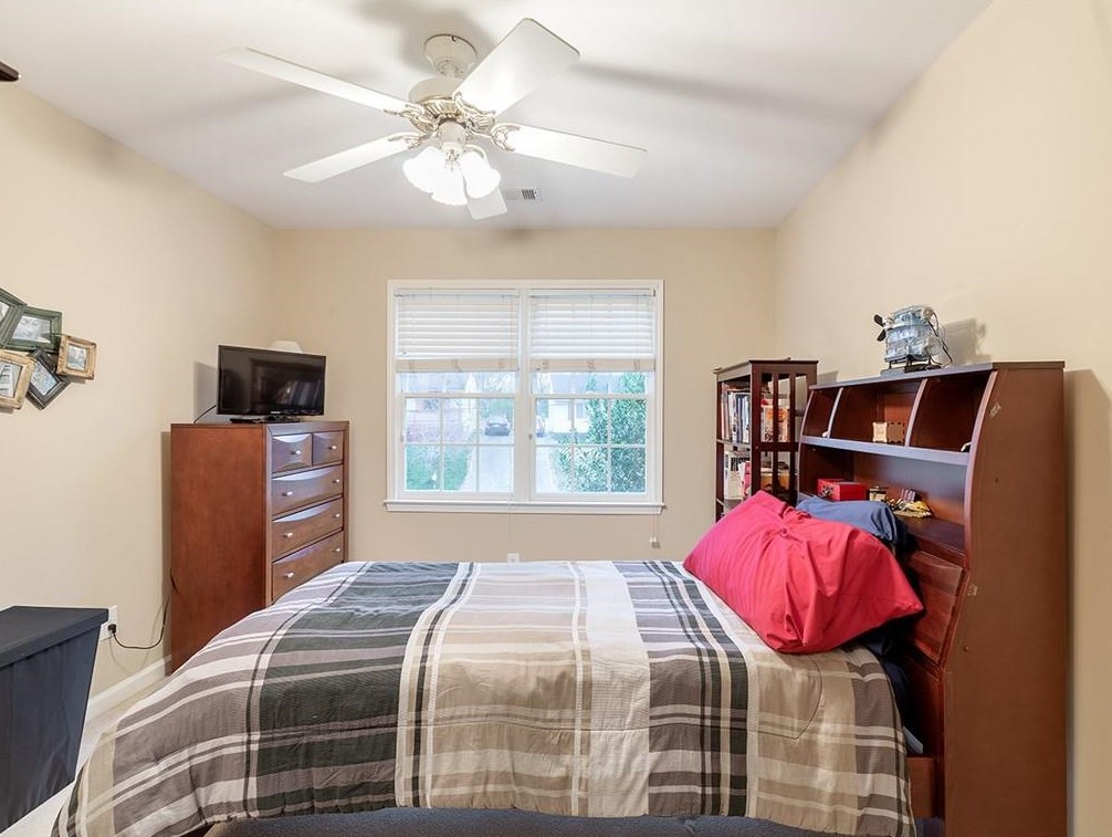1311 Oaklawn Ave, Atlanta GA  30319-3154 exterior