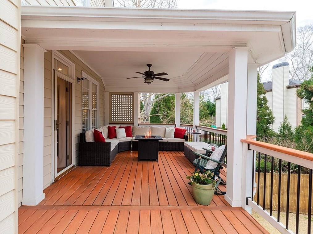 1311 Oaklawn Ave, Atlanta GA  30319-3154 exterior