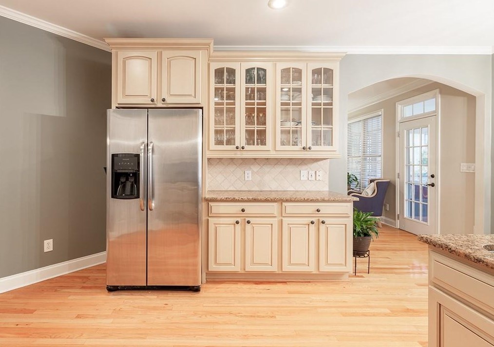 1311 Oaklawn Ave, Atlanta GA  30319-3154 exterior