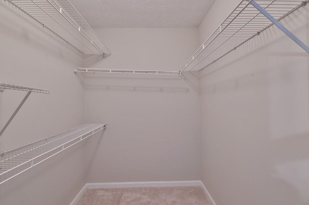 221 Oak Vista Ct, Lawrenceville GA  30044-6721 exterior