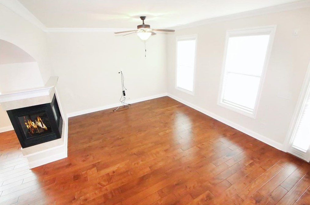 7565 Jamestown Dr, Alpharetta, GA 30005-3050