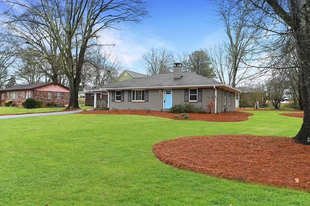 182 Brooke Dr, Alpharetta, GA 30009-1522