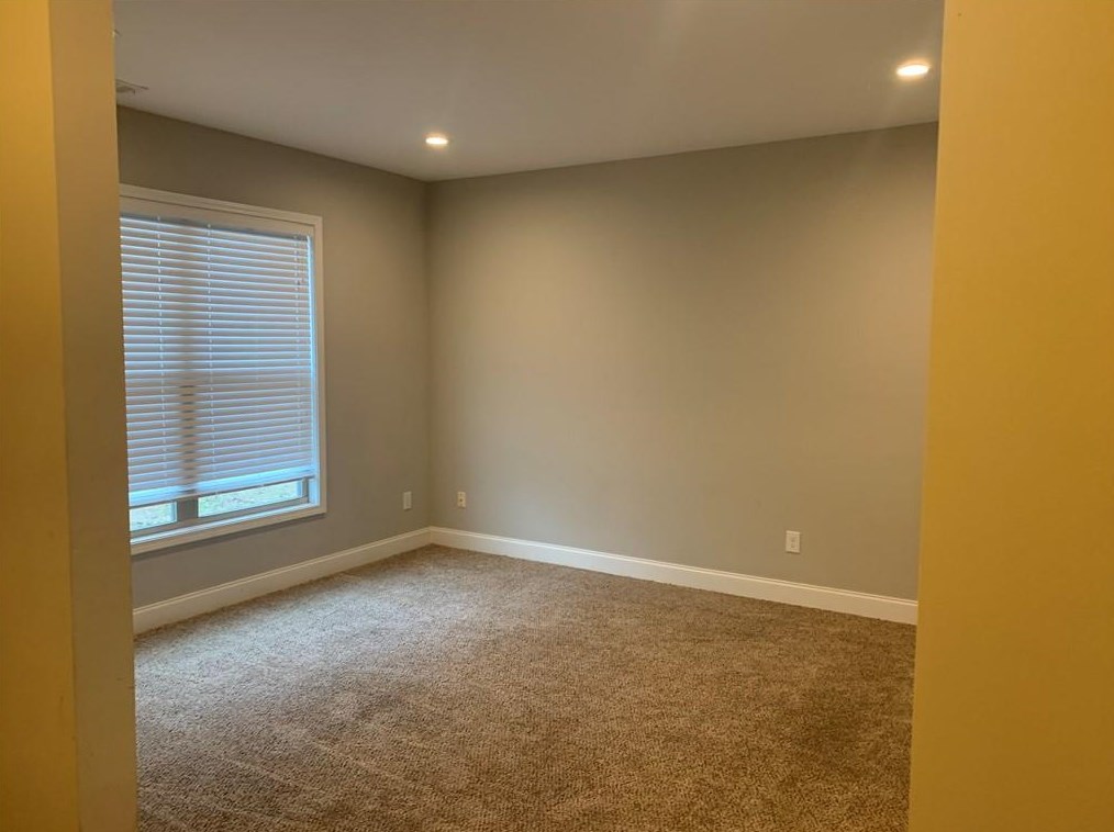 2208 Avalon Trce, Winder, GA 30680-7810