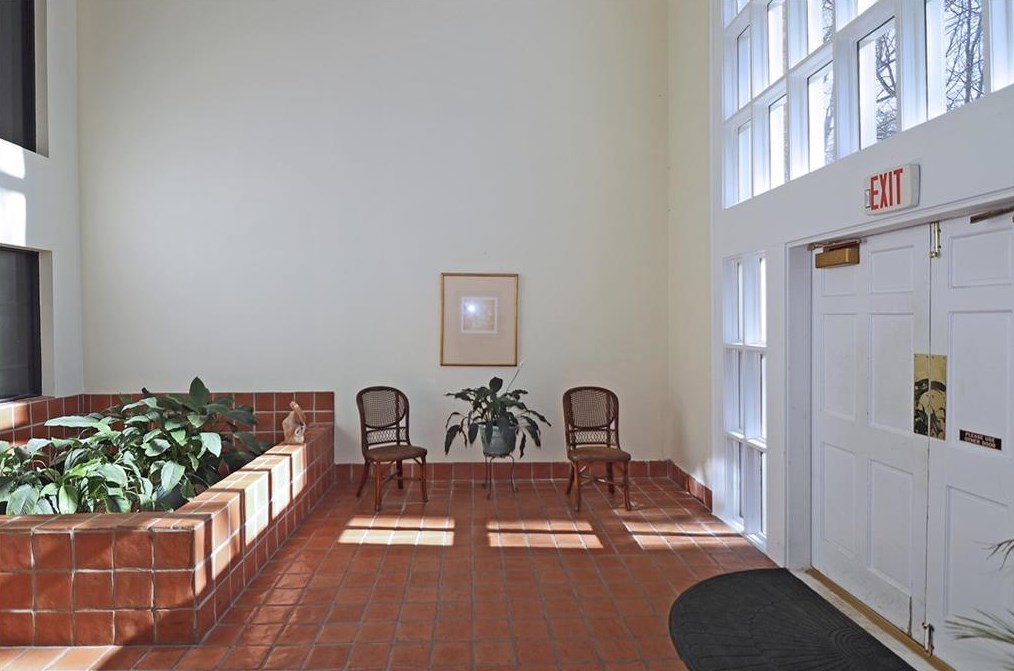 203 Ridley Howard Ct, Decatur GA  30030-2380 exterior