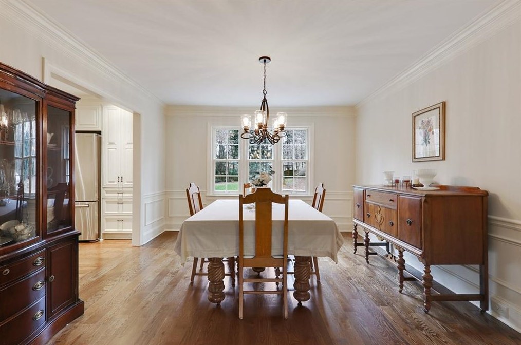 130 Barrow Downs, Alpharetta GA 30004-4014 exterior