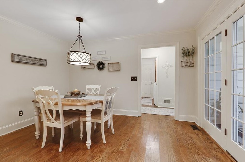 130 Barrow Downs, Alpharetta GA 30004-4014 exterior