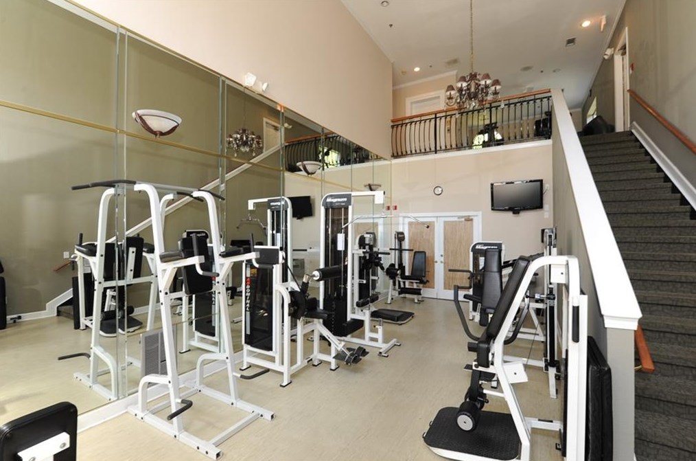 3777 Peachtree Rd, Atlanta GA  30319-5248 exterior