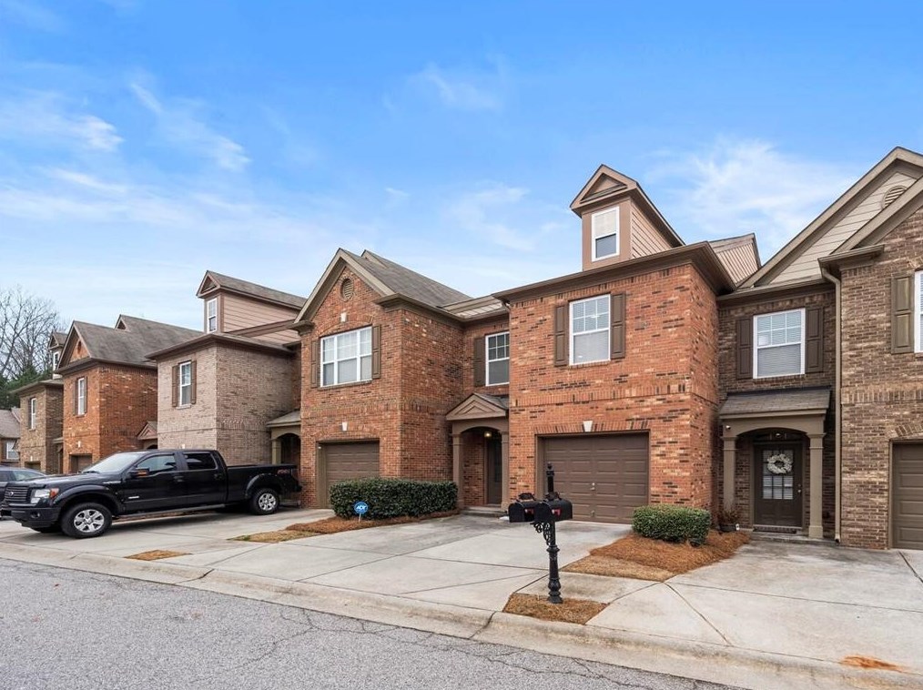 7069 Murphy Joy Ln, Norcross, GA 30092-6644