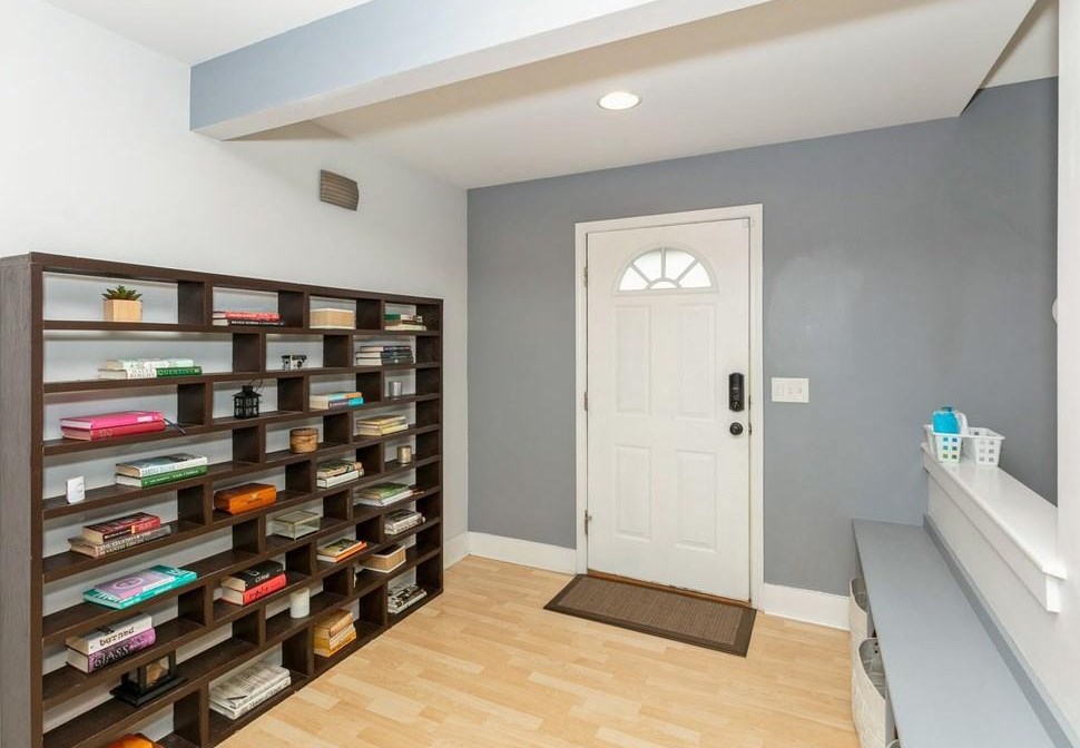 8925 Terrace Club Dr, Roswell, GA 30076-4437