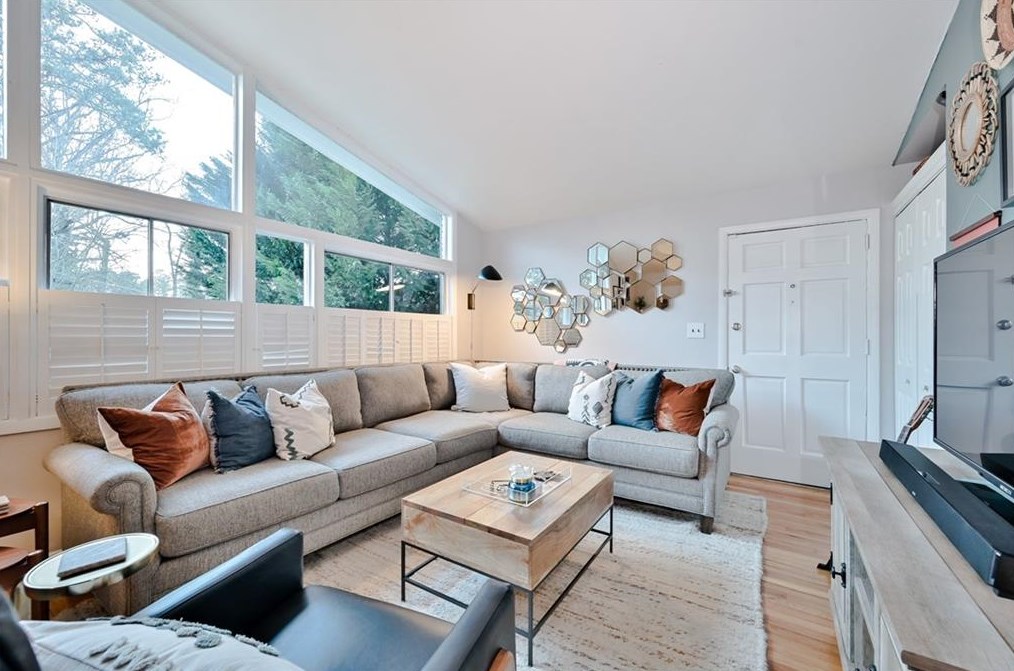 2981 Vine Cir, Decatur GA  30033-5106 exterior