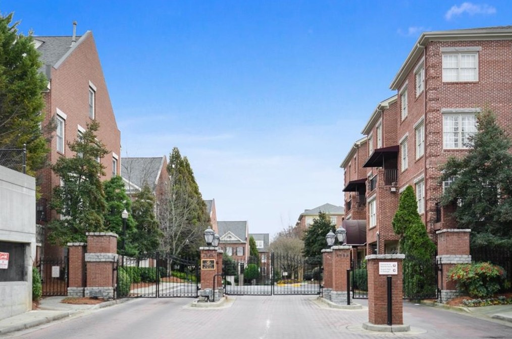 1735 Peachtree St, Atlanta GA  30309-7019 exterior