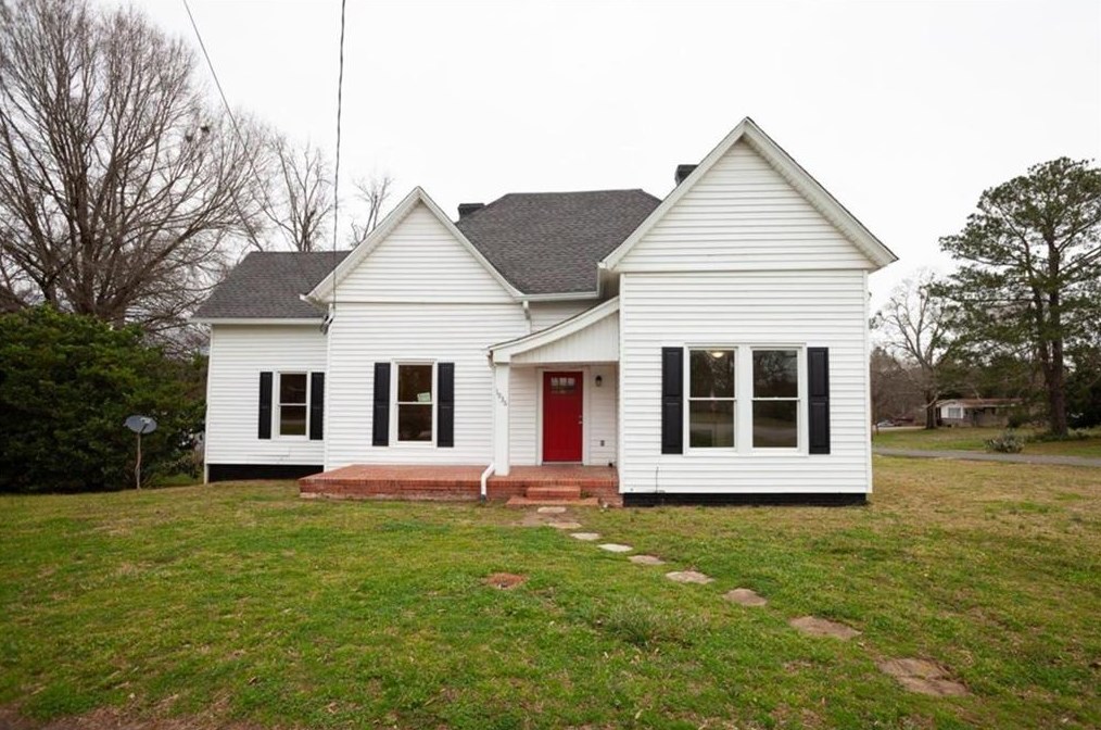 1936 Broad St, Statham, GA 30666