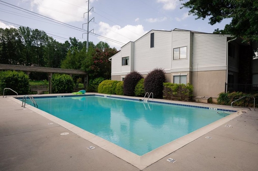 1211 Wingate Way, Atlanta GA  30350-4947 exterior