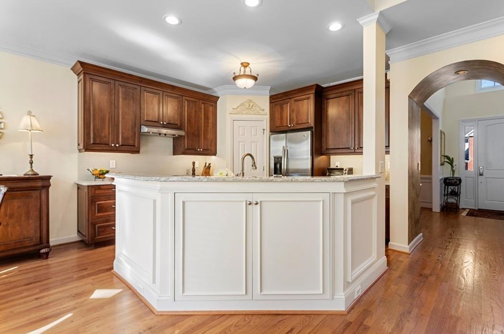 2246 Wayside Dr, Atlanta GA  30319-4011 exterior