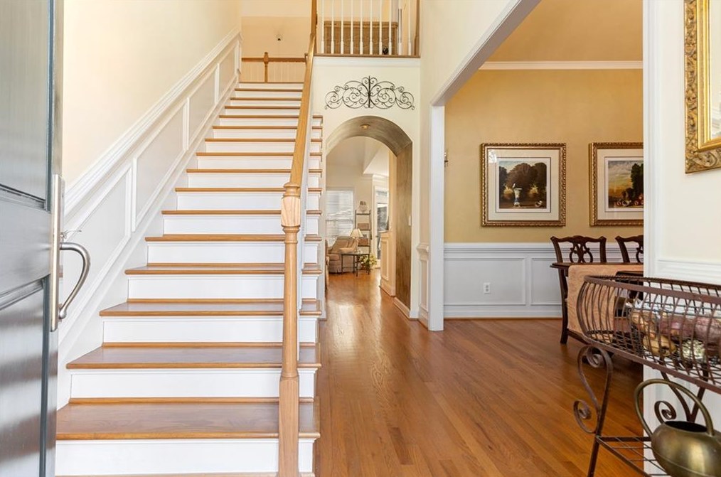 2246 Wayside Dr, Atlanta, GA 30319-5718