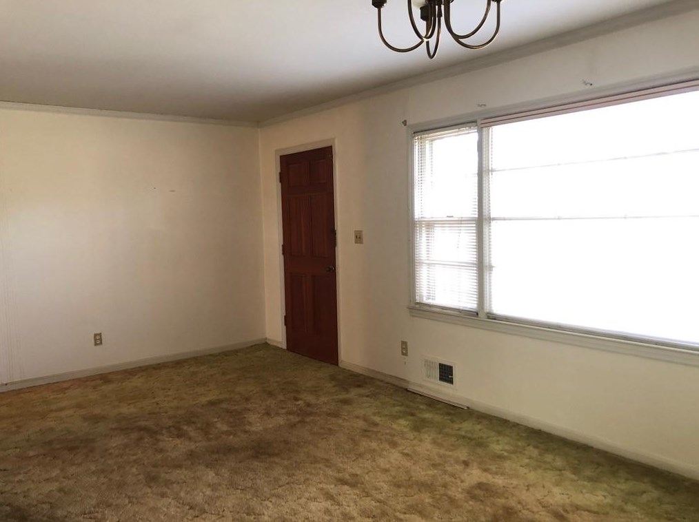 1321 Lisa Cir, Griffin, GA 30224-3965