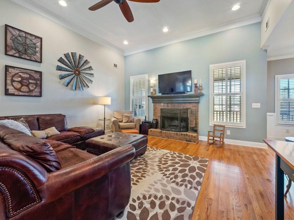 59 Murphys Jct, Pendergrass, GA 30567-2202