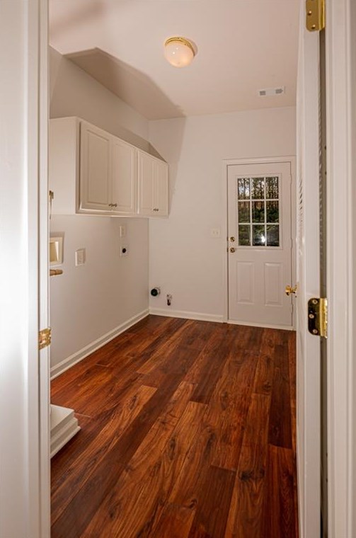 3403 Lathenview Ct, Alpharetta GA 30004-8914 exterior