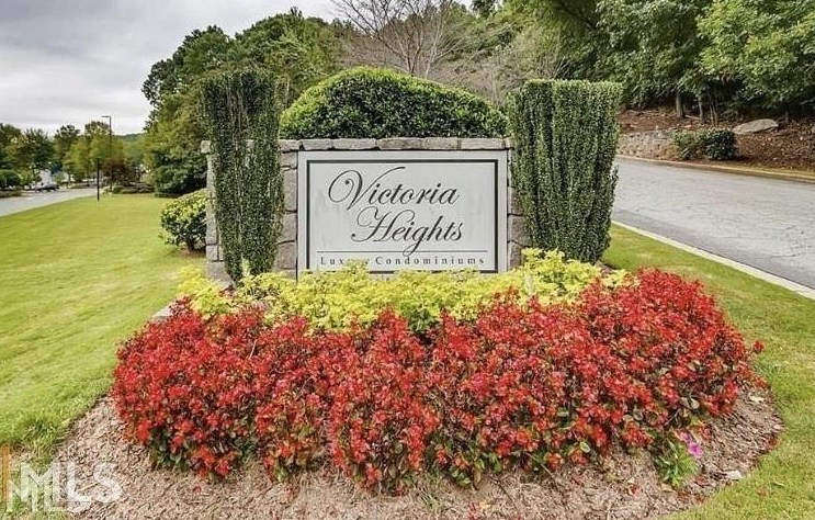 8302 Santa Fe Pkwy, Atlanta, GA 30350-6834