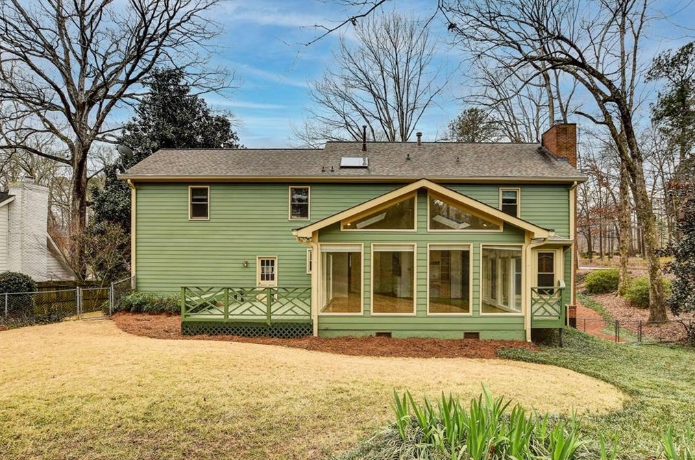 150 Overton Dr, Atlanta GA  30342-2020 exterior